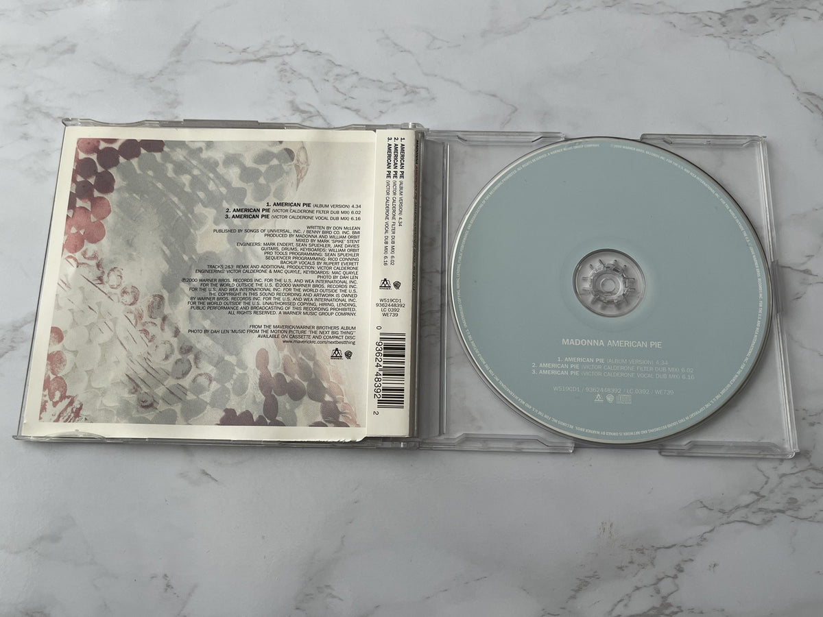 Madonna – American Pie (2000)