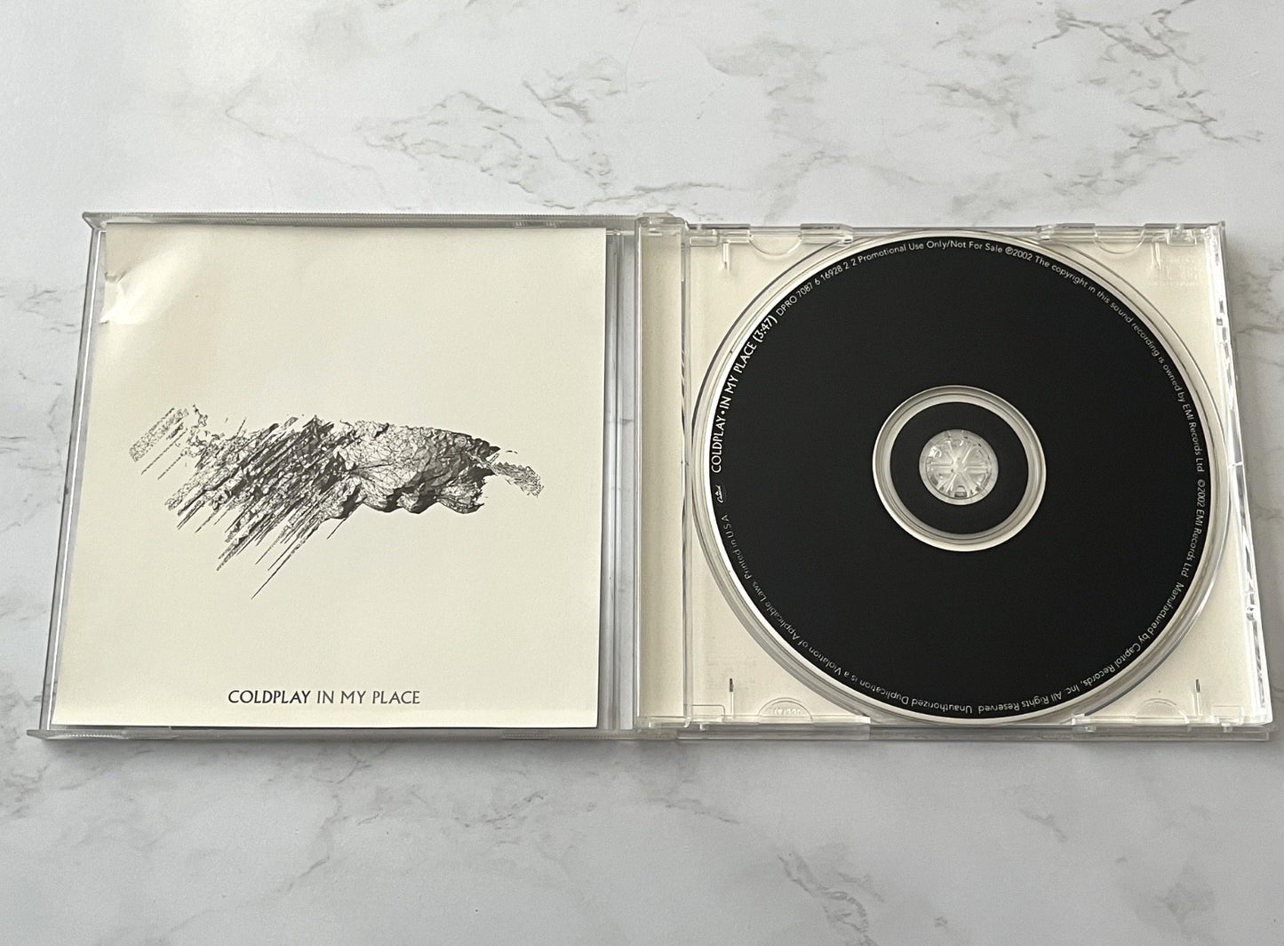 Coldplay – In My Place (Promo) (2002)