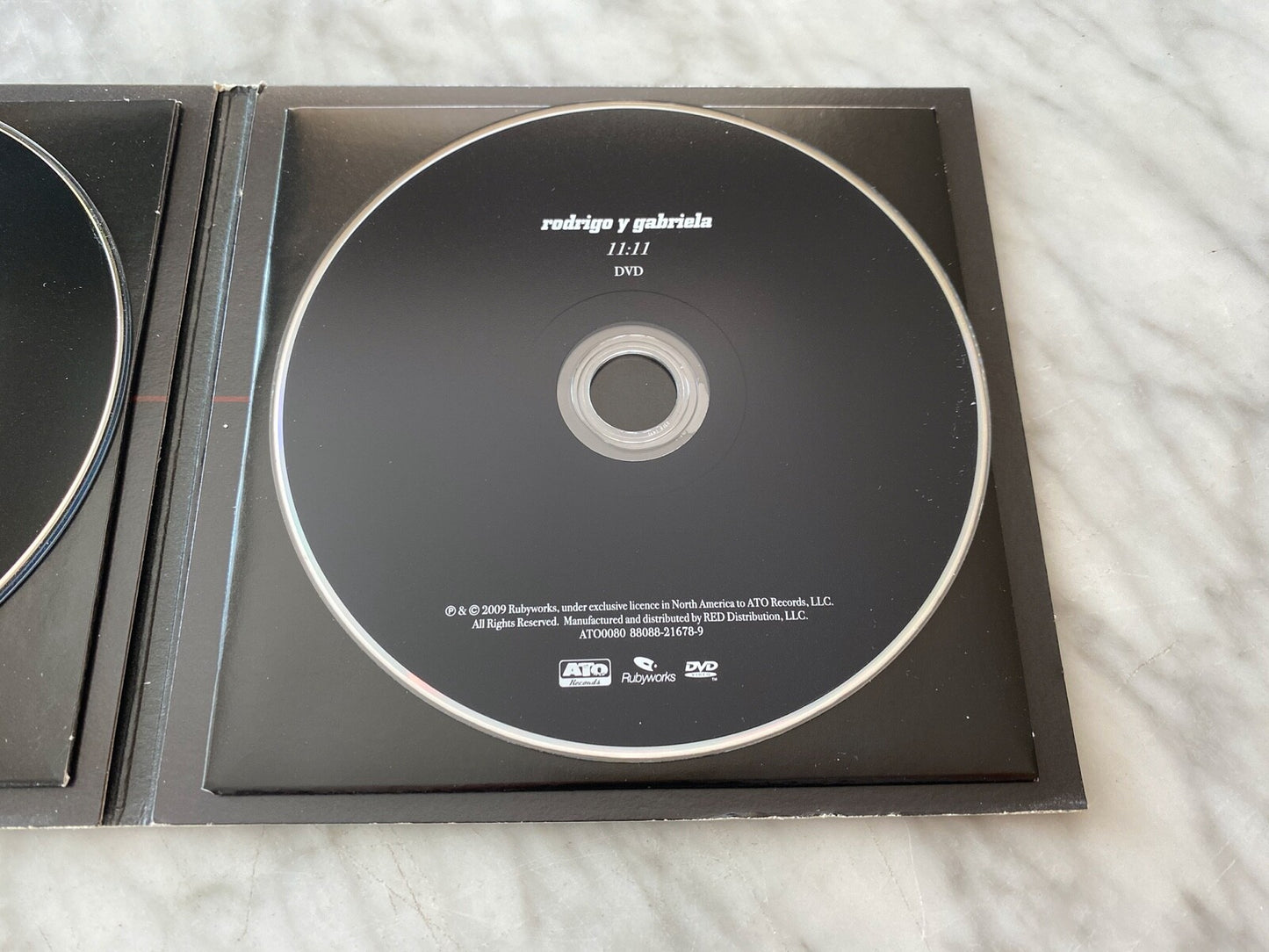 Rodrigo Y Gabriela – 11:11 (Digipak, CD/DVD) (2009) [ORIGINAL USA PRESS]