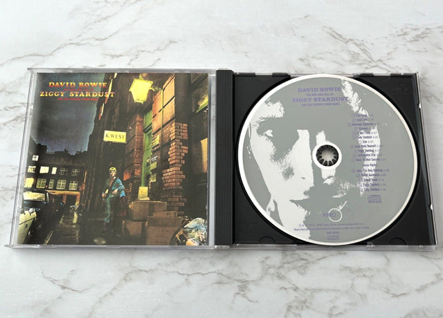 David Bowie – The Rise And Fall Of Ziggy Stardust (1990) [PDO PRESS]