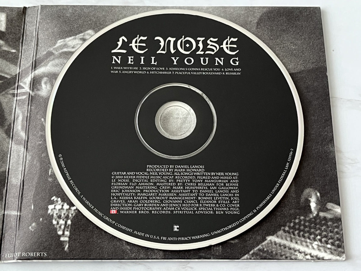 Neil Young – Le Noise (Digipak) (2010)