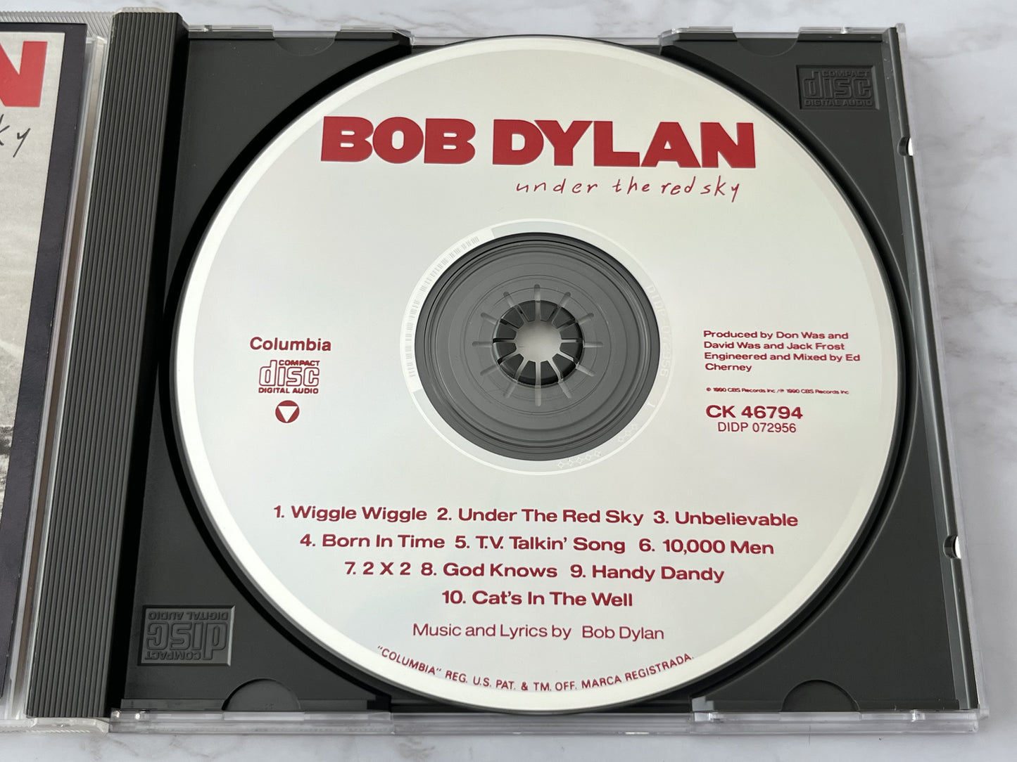 Bob Dylan – Under The Red Sky (1990)
