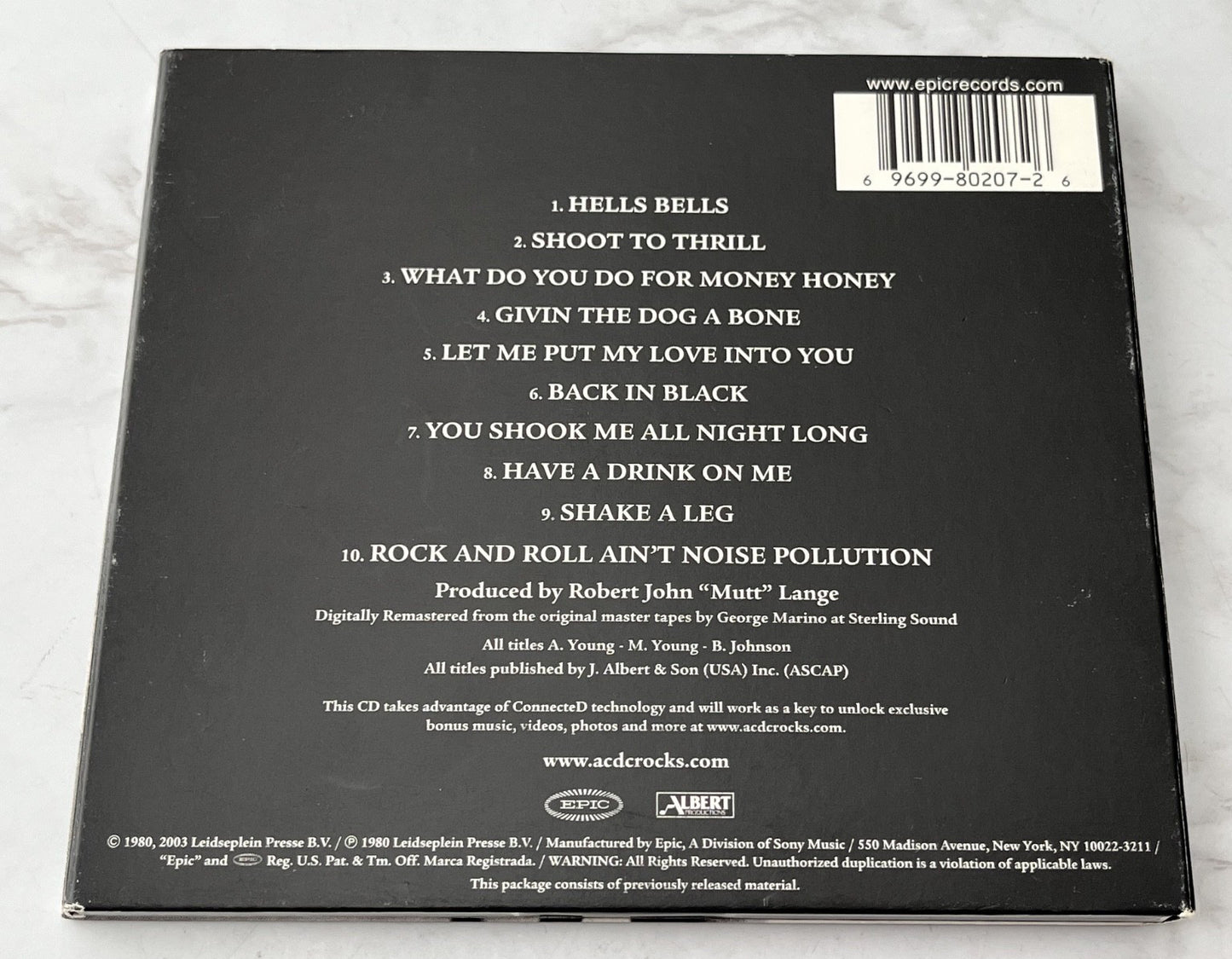 AC/DC – Back In Black (Digipak) (2003)