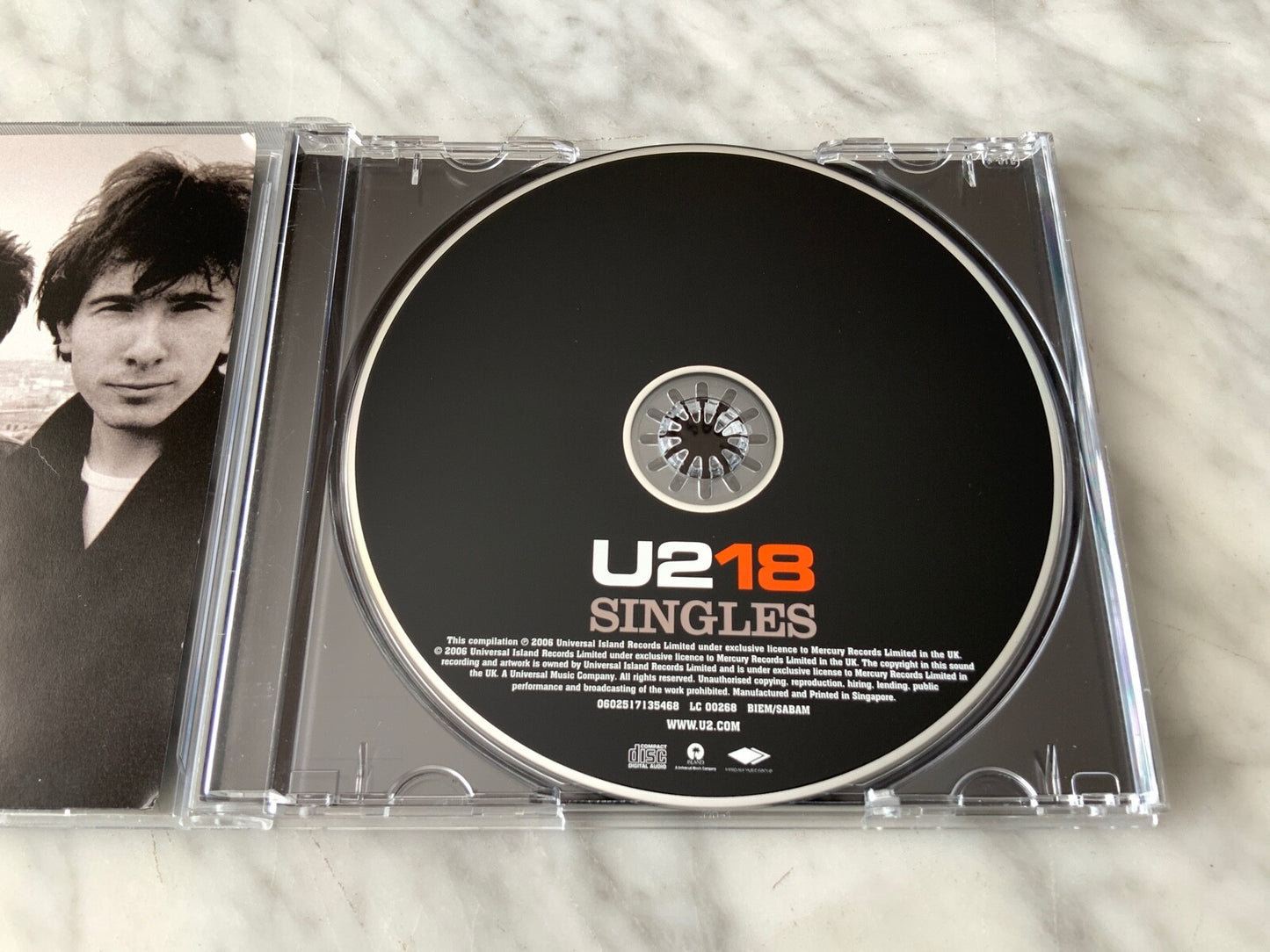 U2 – U218 Singles (2006)