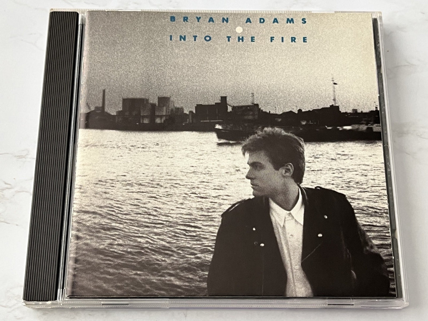 Bryan Adams – Into The Fire