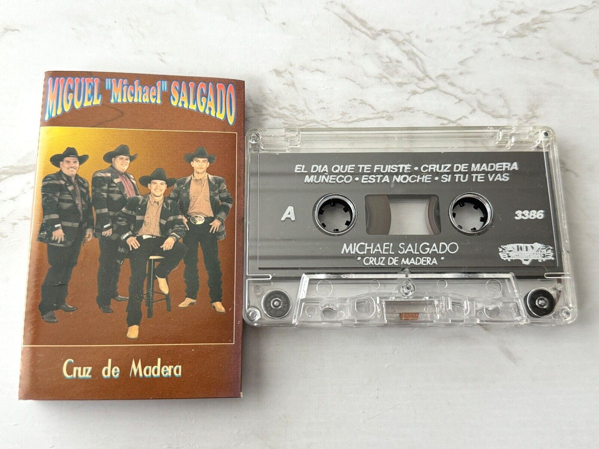 Michael Salgado – Cruz De Madera