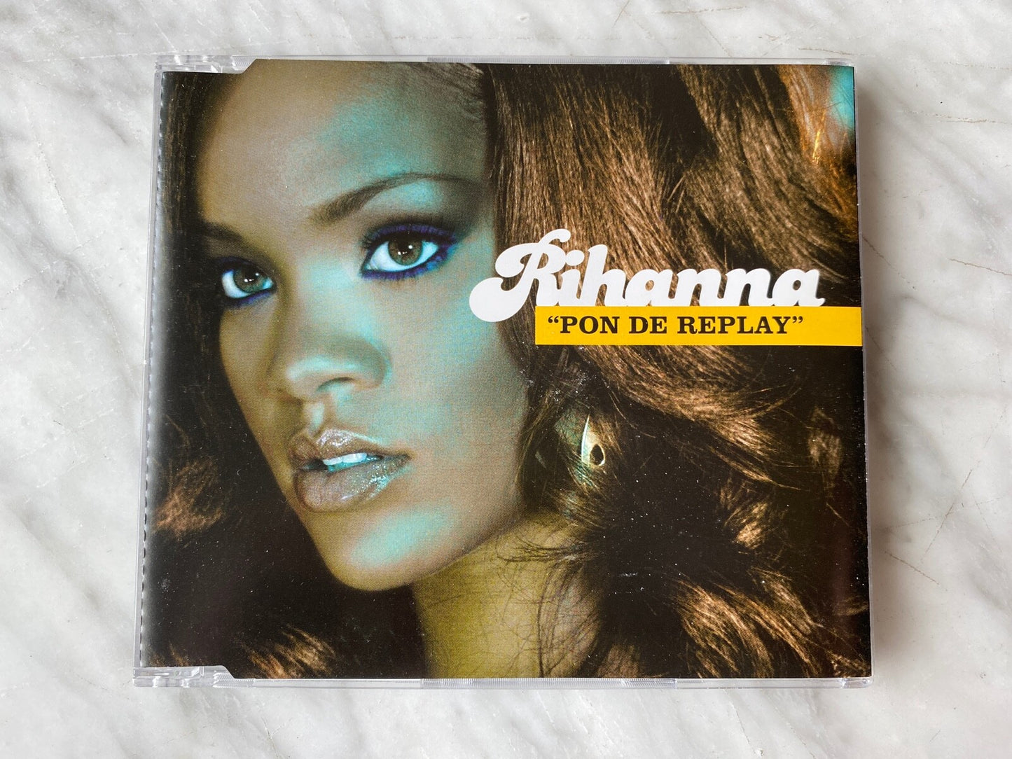 Rihanna – Pon De Replay (2005) [AUSTRALIA PRESS]