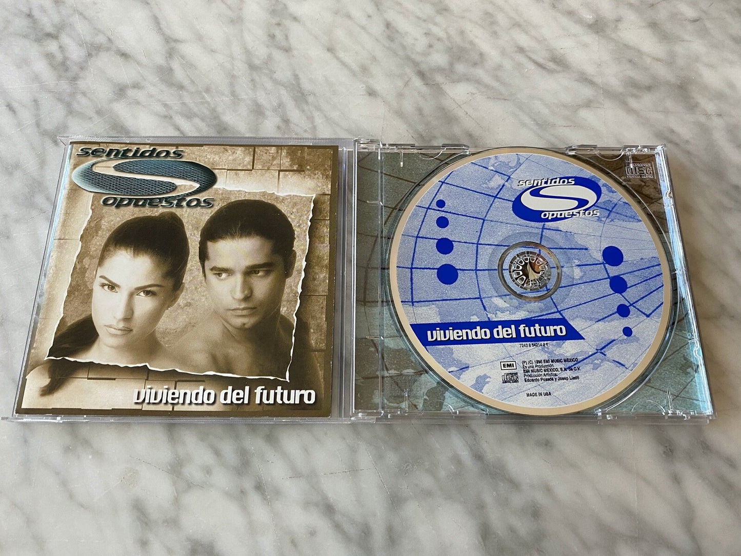 Sentidos Opuestos – Viviendo Del Futuro (1996) [ORIGINAL USA PRESS]