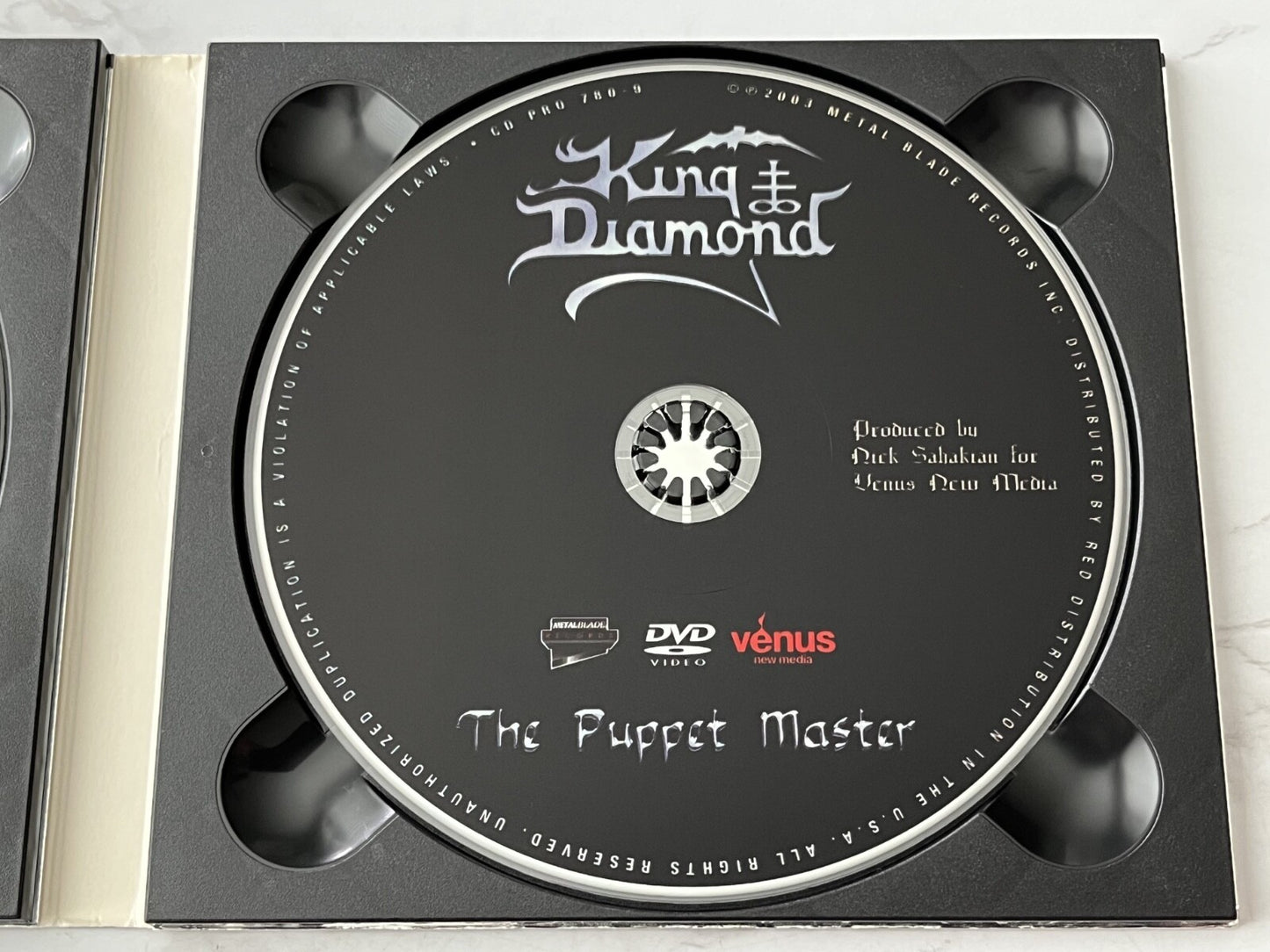 King Diamond – The Puppet Master (Digipak, CD/DVD) (2003)