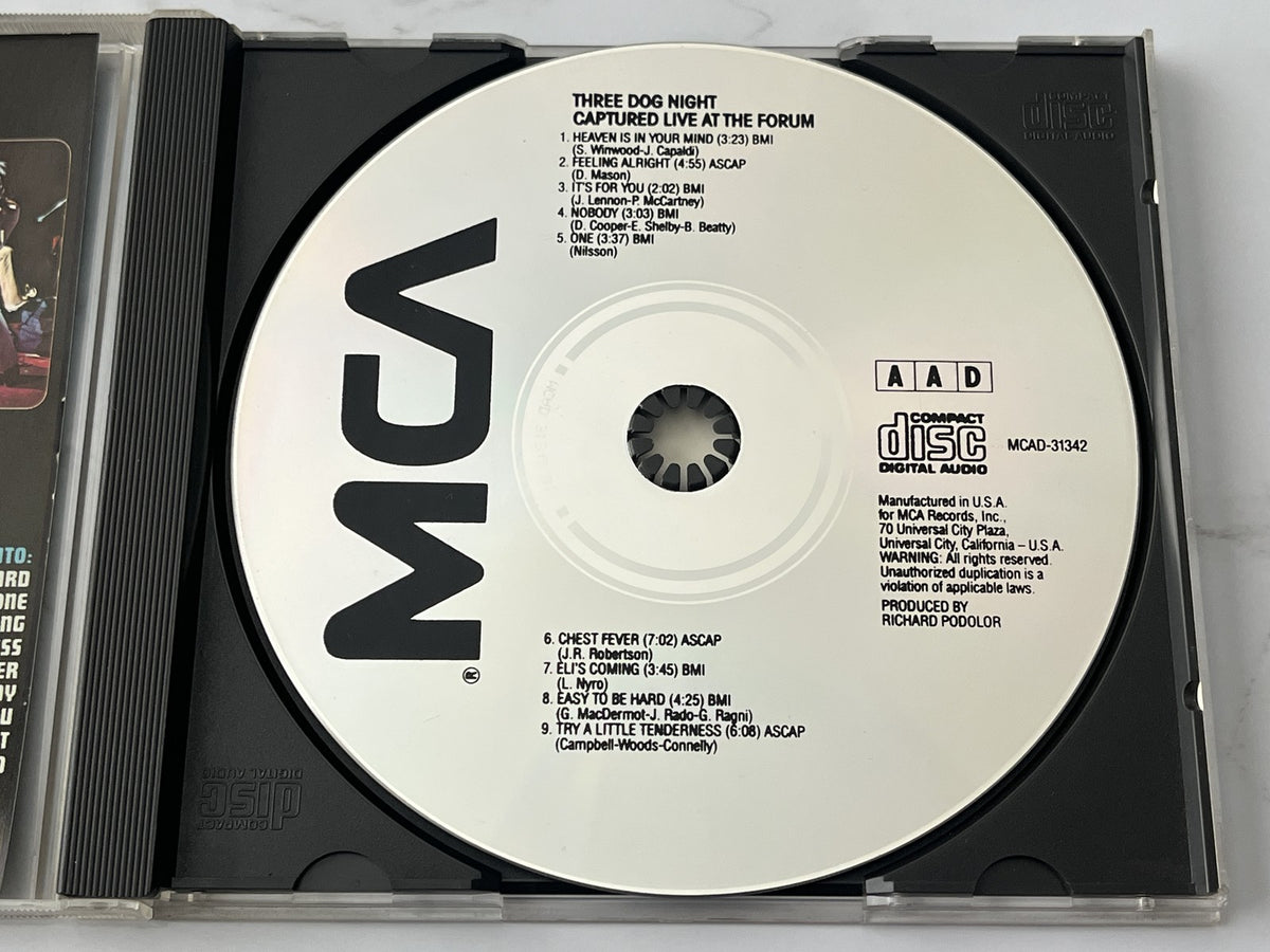 Three Dog Night – Captured Live At The Forum [USA SILVER DISC PDO]