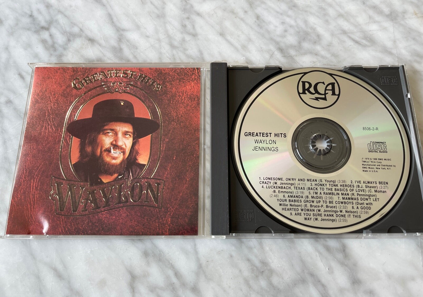Waylon Jennings – Greatest Hits