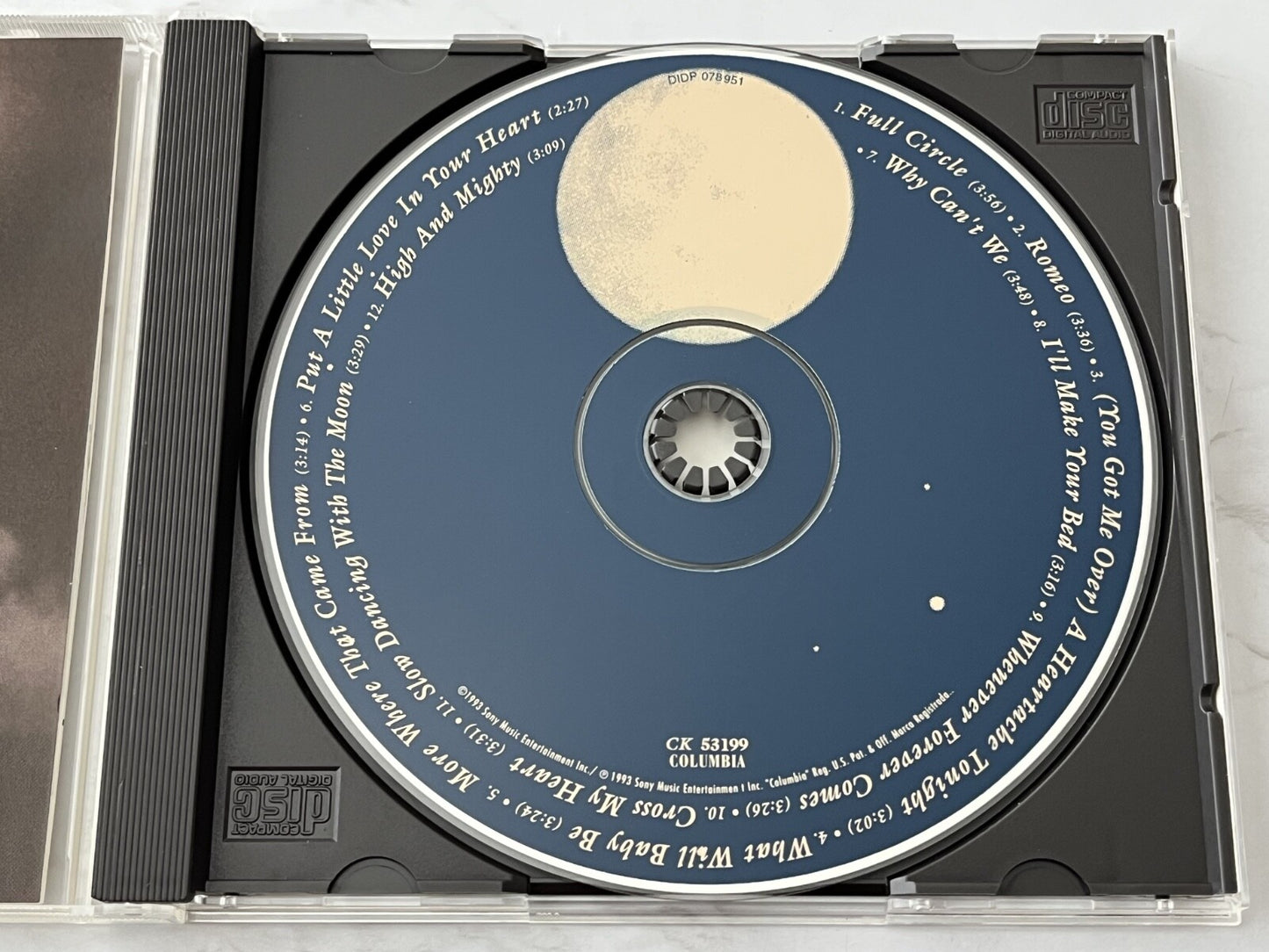 Dolly Parton – Slow Dancing With The Moon