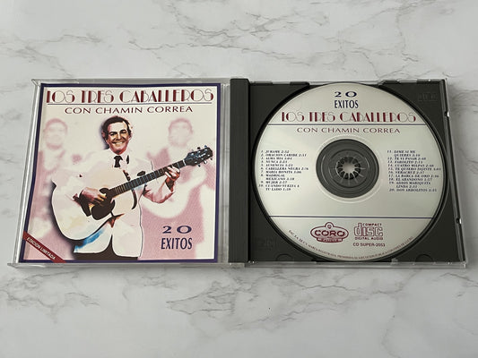 Los Tres Caballeros Con Chamín Correa – Los Tres Caballeros Con Chamin Correa 20 Exitos (1995)