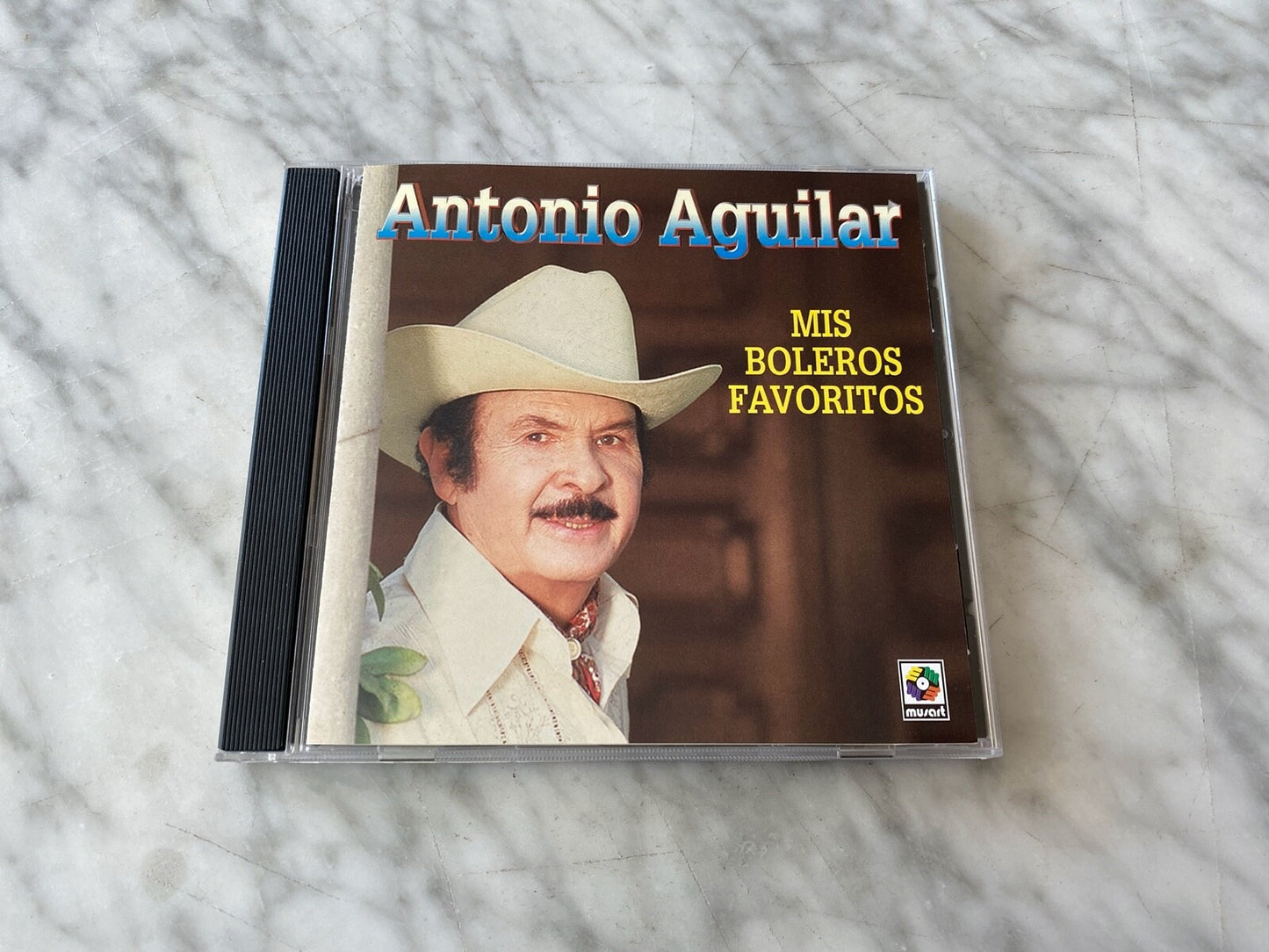 Antonio Aguilar – Mis Boleros Favoritos (2005)
