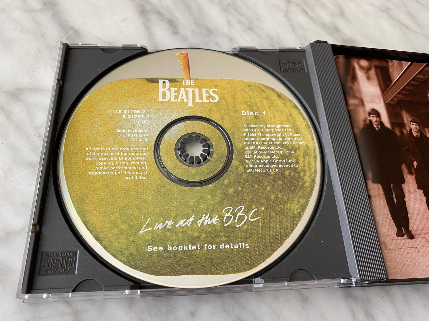 The Beatles – Live At The BBC (1994) [GERMAN PRESS]