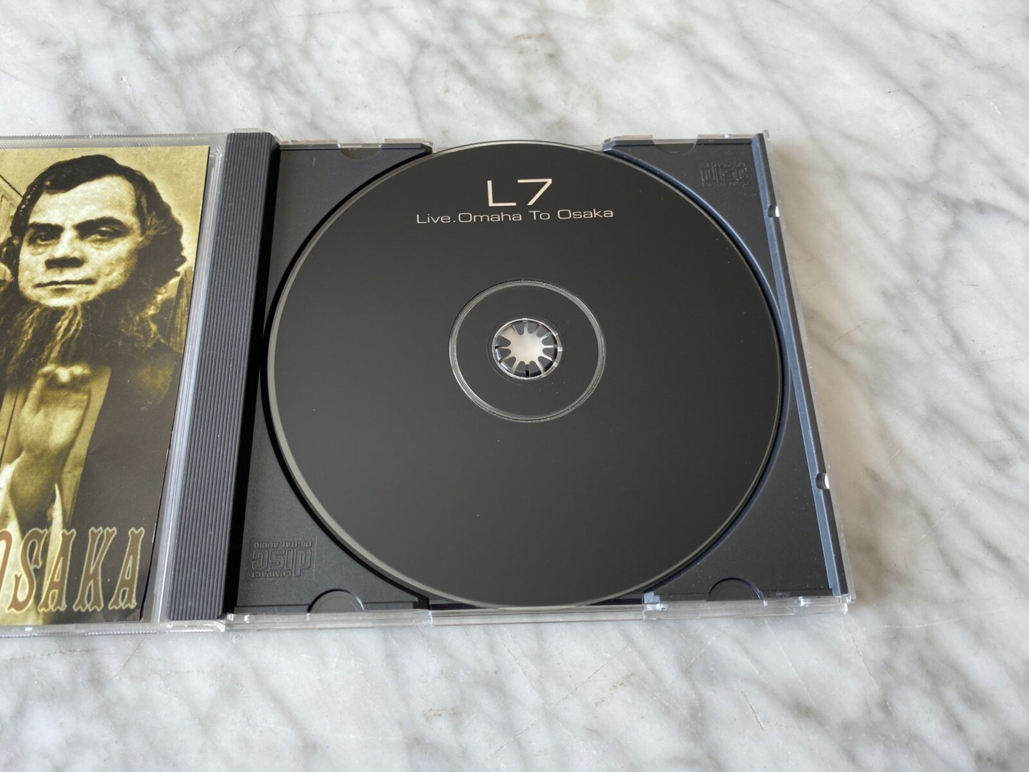 L7 – Live Omaha To Osaka (1998) [CANADA PRESS]