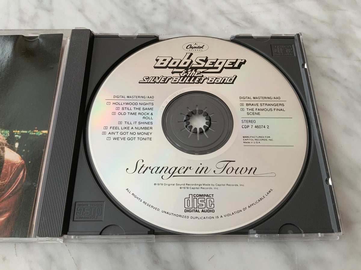 Bob Seger & The Silver Bullet Band – Stranger In Town