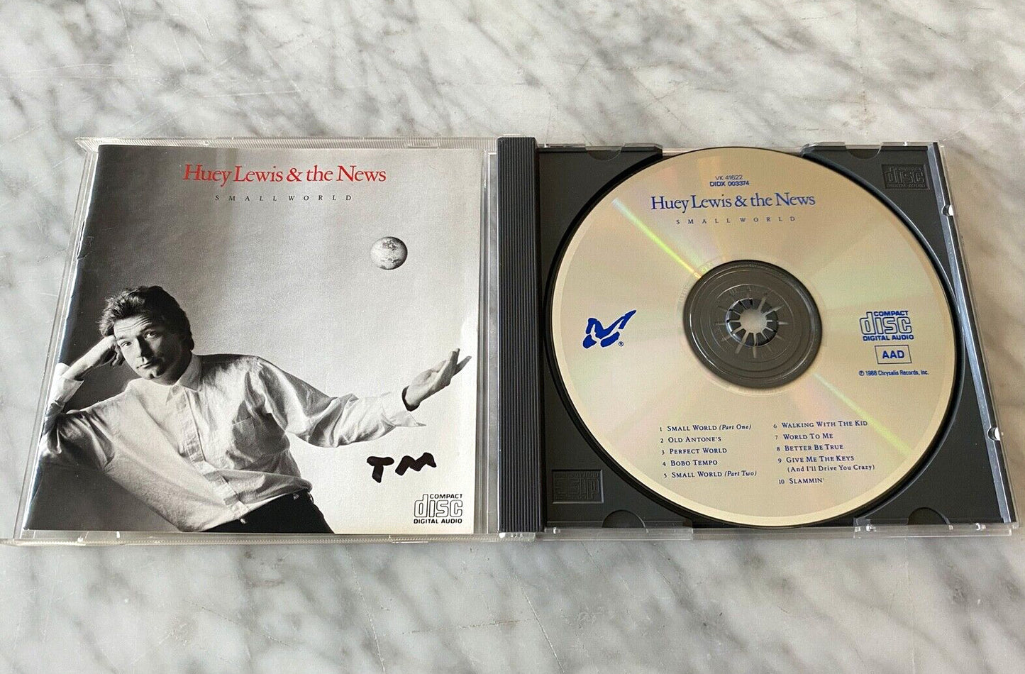 Huey Lewis And The News – Small World (1988) [DADC PRESS]