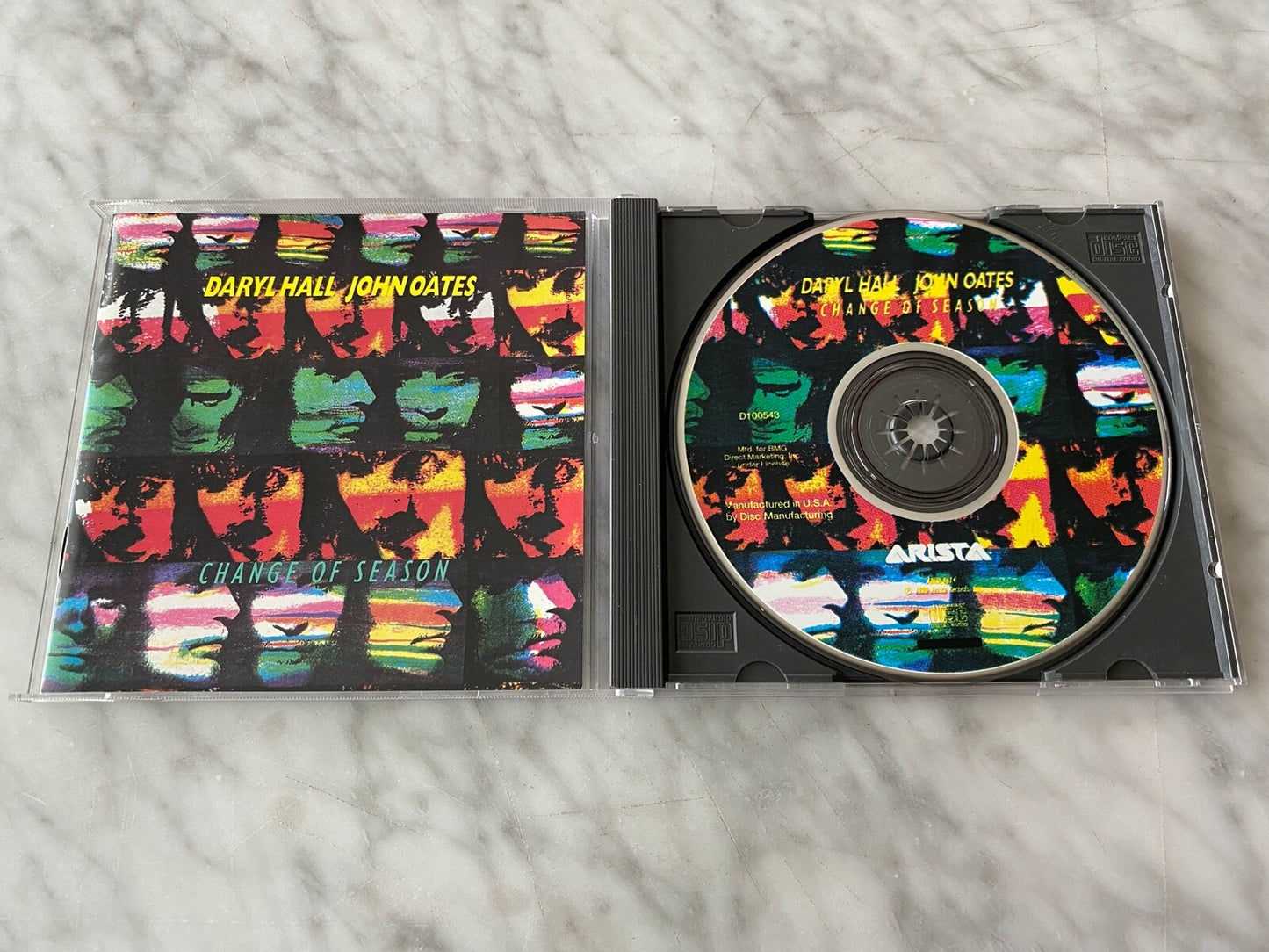Daryl Hall & John Oates – Change Of Season