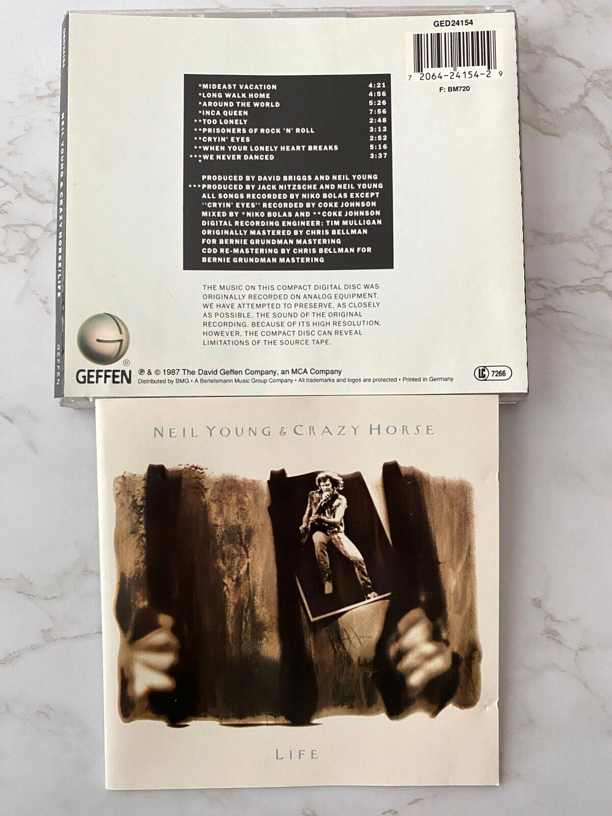Neil Young, Crazy Horse – & Crazy Horse Life (1993) [UK PRESS]