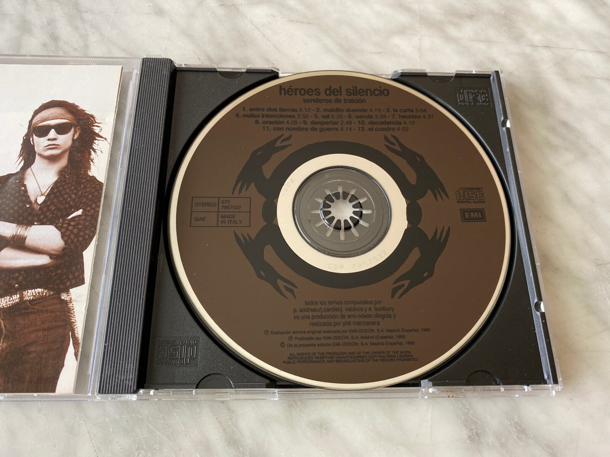 Heroes Del Silencio – Senderos De Traicion (1990)