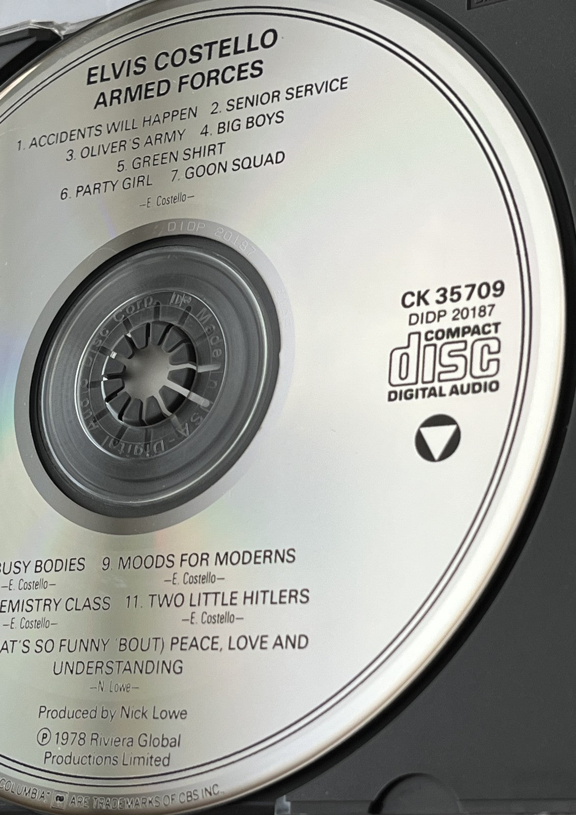 Elvis Costello – Armed Forces [DADC PRESS]