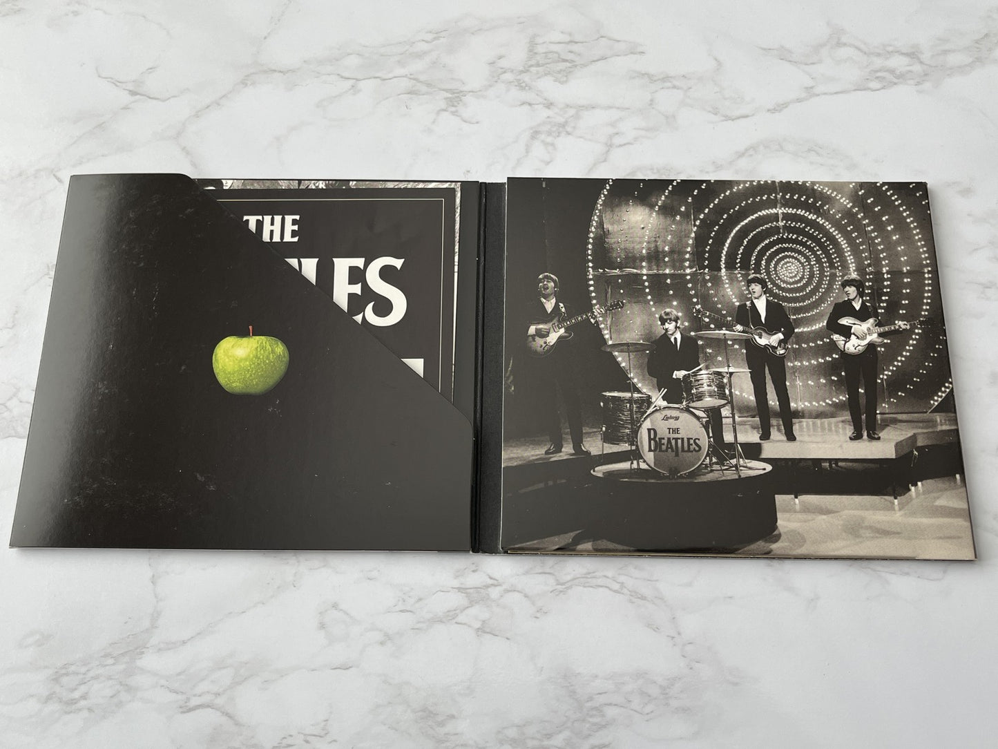 The Beatles – Revolver (Digipak) (2009)