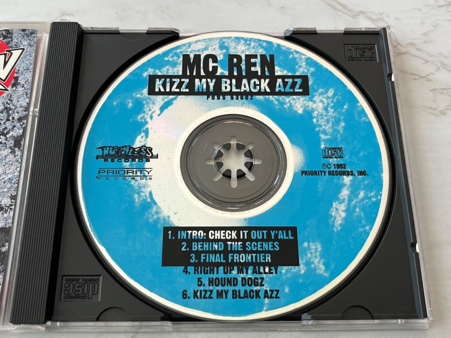 MC Ren – Kizz My Black Azz (EP) (1992) [ORIGINAL USA PRESS]