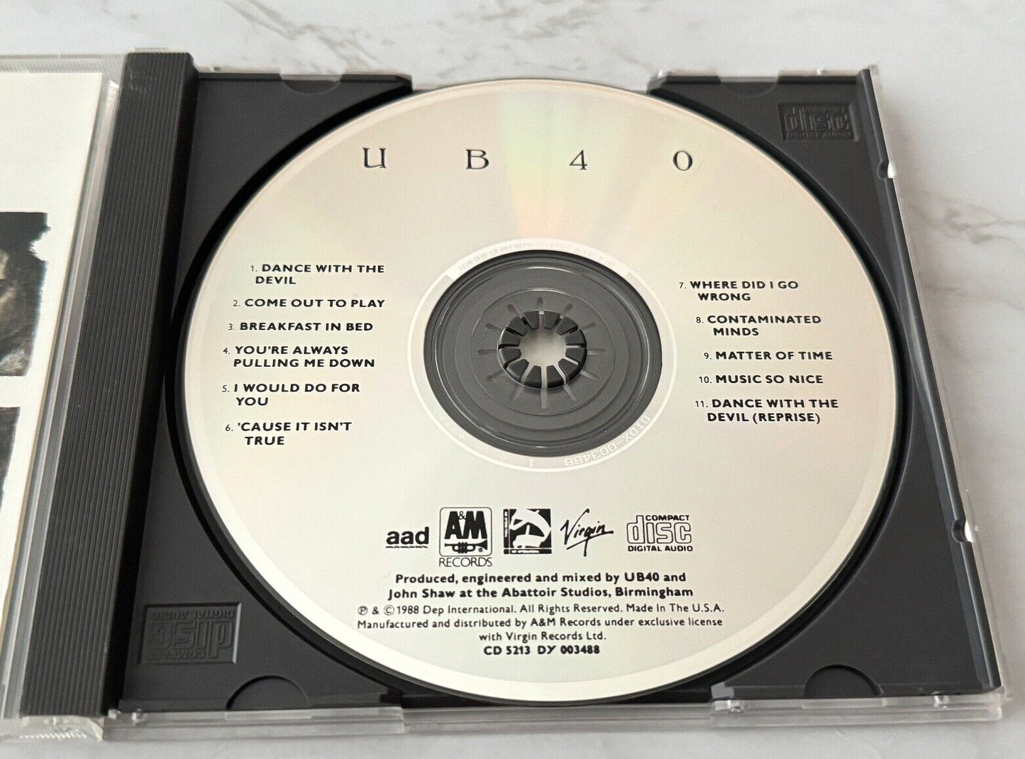 UB40 – Ub40 [DADC PRESS]