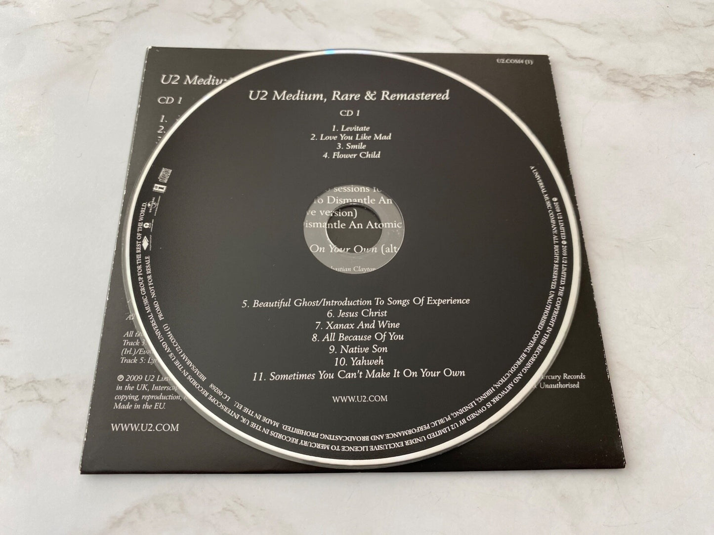 U2 – Medium & Remastered (2009) [UK PRESS]