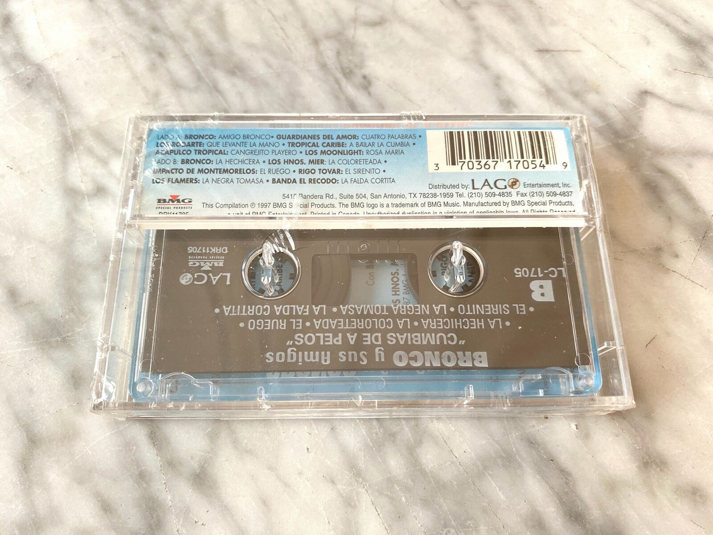 Bronco – Y Sus Amigos Cumbia De A Pelos