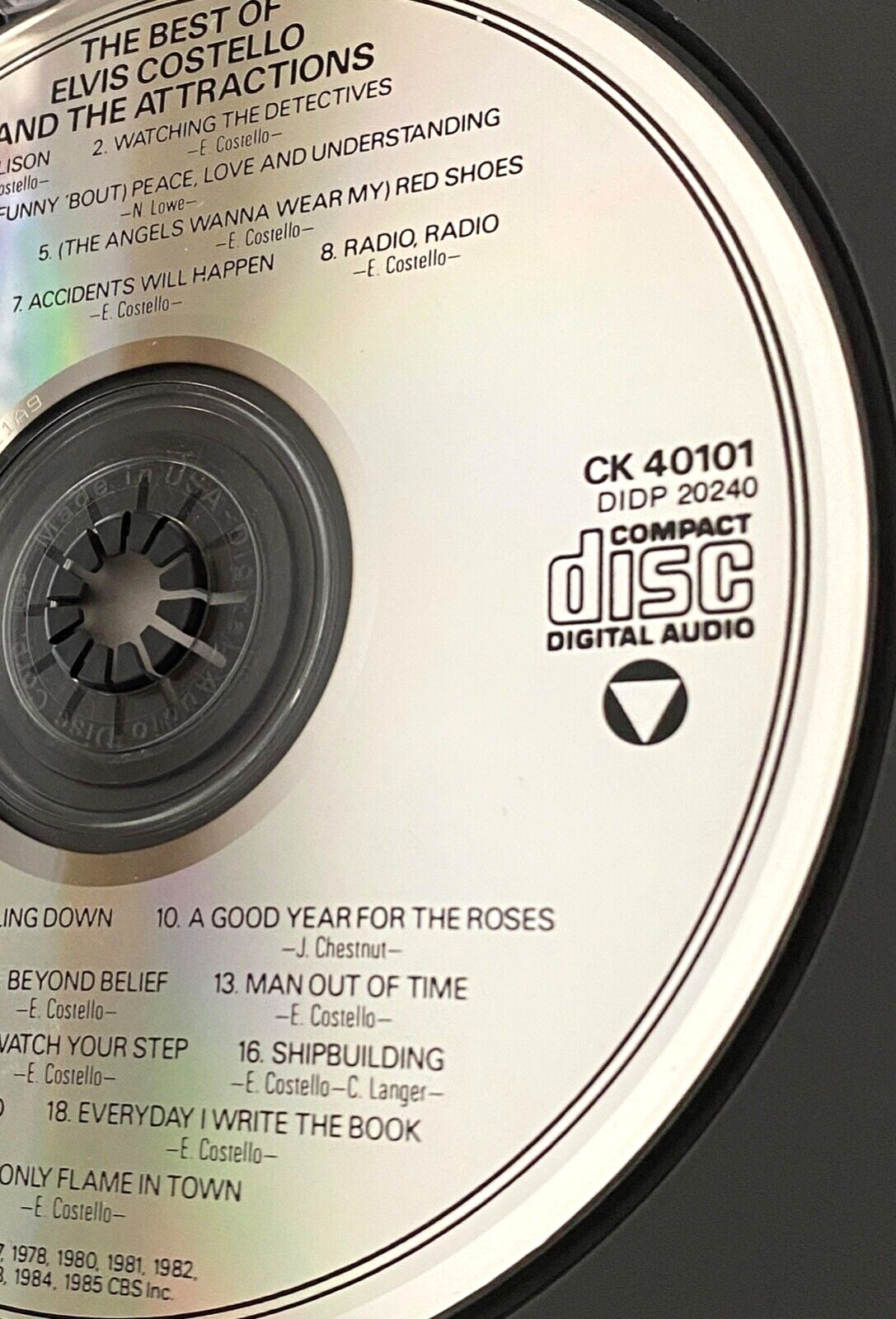 Elvis Costello – The Best Of [DADC PRESS]