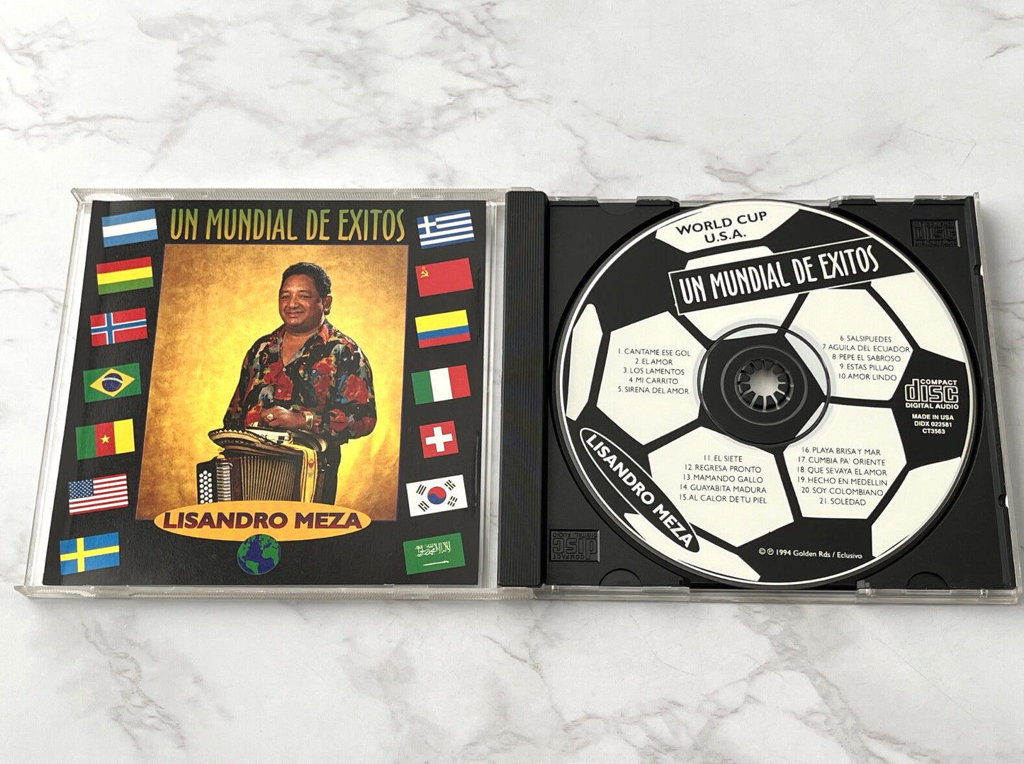 Lisandro Meza – Un Mundial De Exitos (1994) [ORIGINAL USA PRESS]