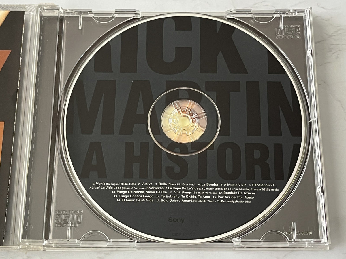 Ricky Martin – La Historia (2001) [ORIGINAL USA PRESS]