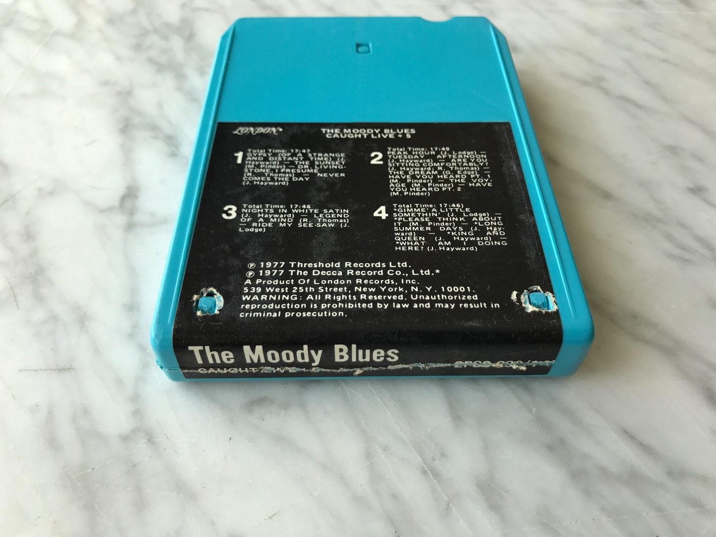 The Moody Blues – Caught Live + 5 (1977)