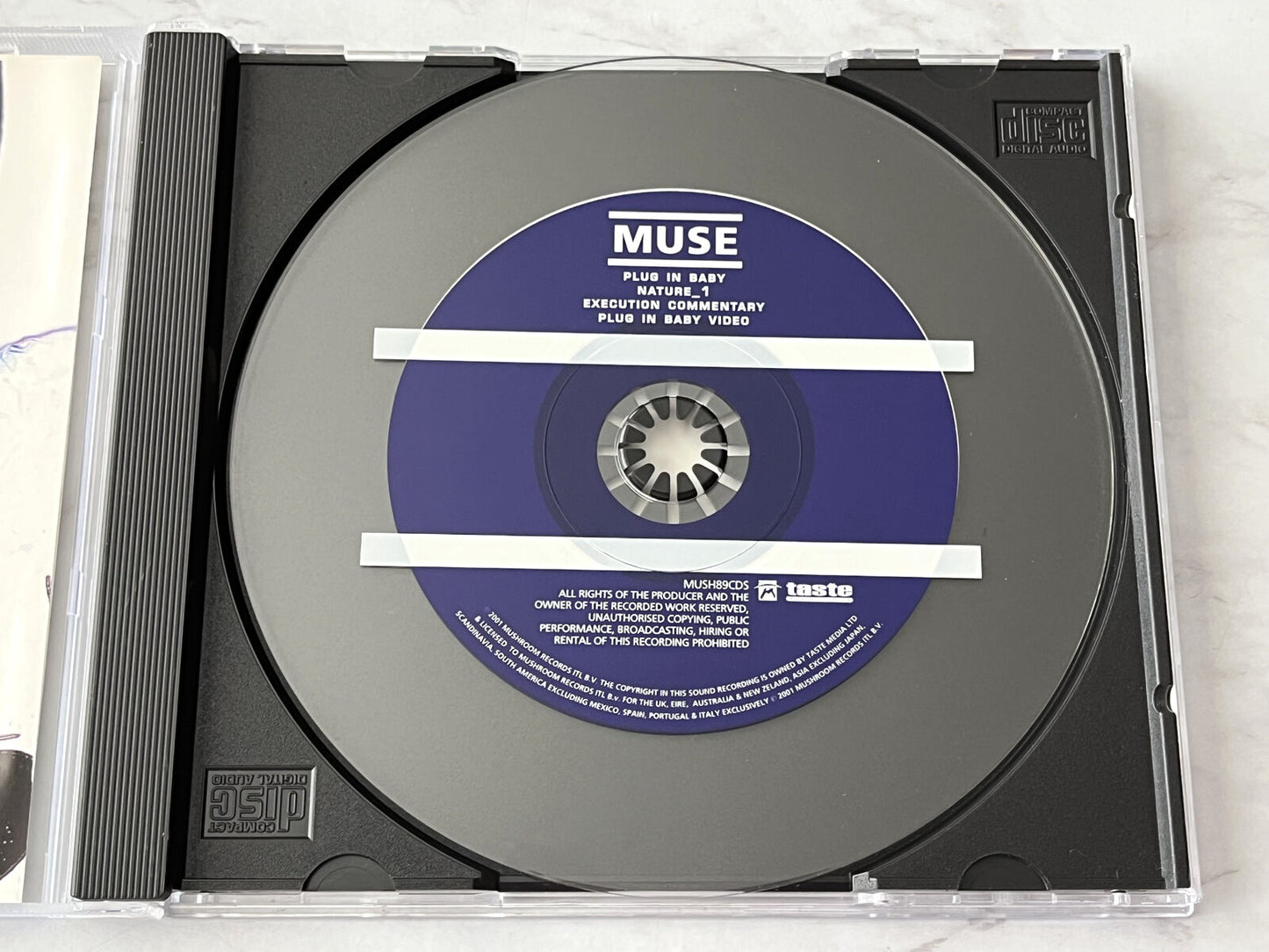 Muse – Plug In Baby (2001) [UK PRESS]