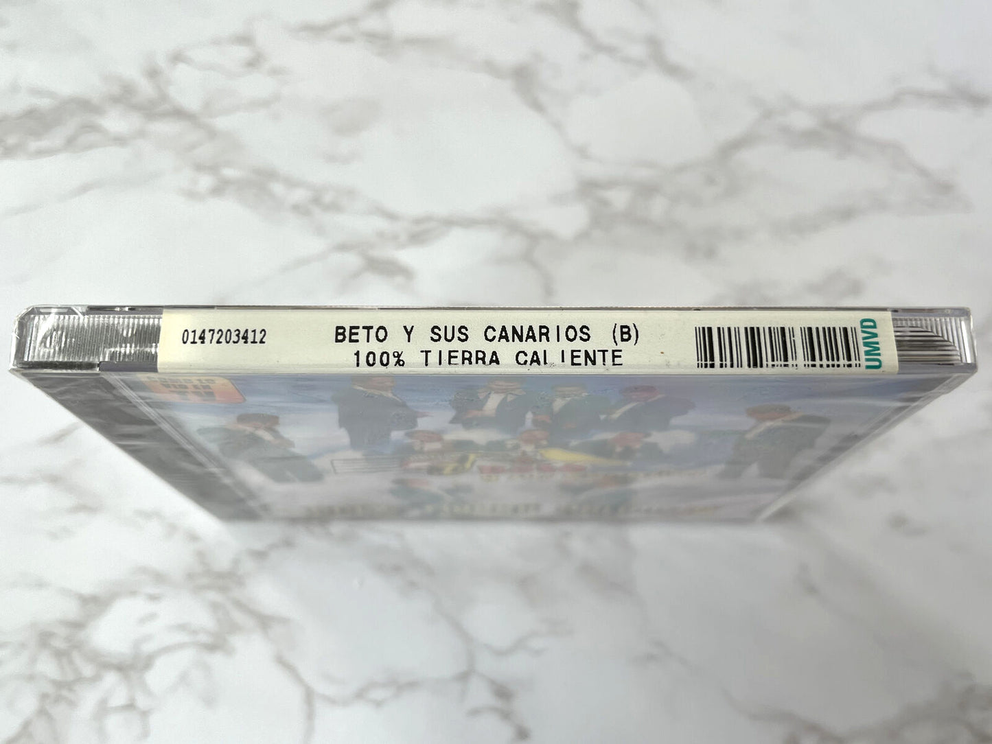 Beto Y Sus Canarios – 100% Tierra Caliente (2004)