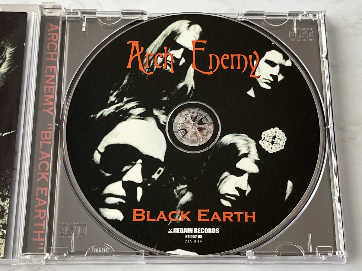 Arch Enemy – Black Earth (2002)