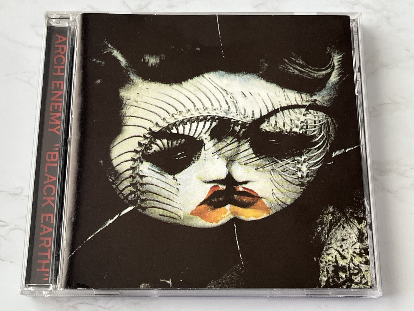 Arch Enemy – Black Earth (2002)