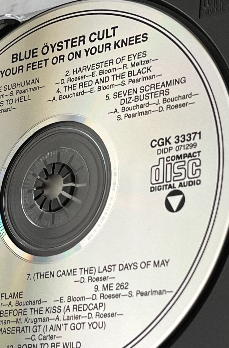 Blue Oyster Cult – On Your Feet Or On Your Knees [DADC PRESS]