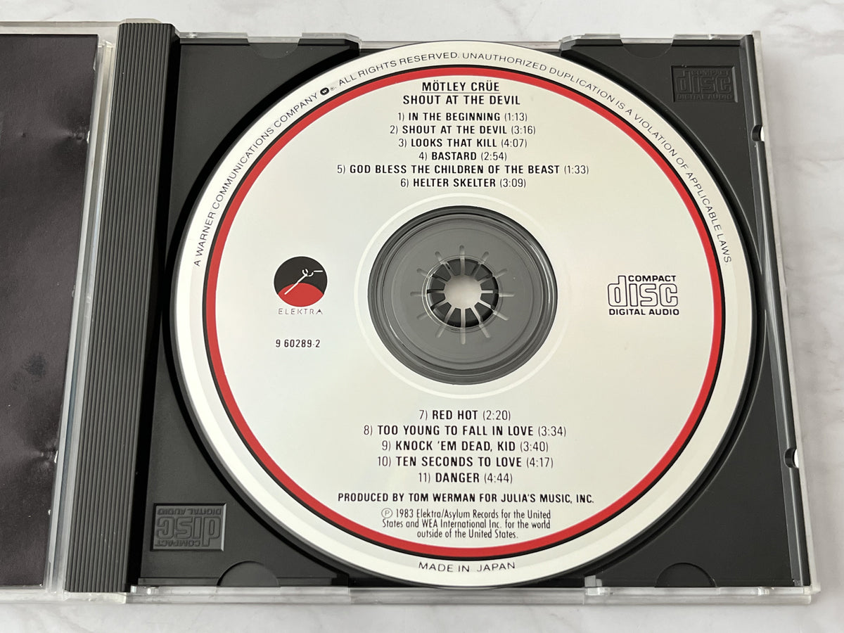 Motley Crue – Shout At The Devil [JAPAN TARGET ERA]