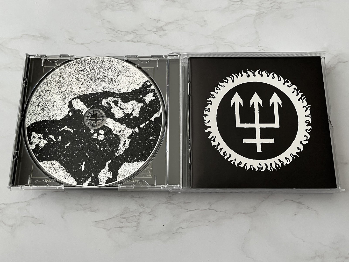 Watain – Satanic Deathnoise From The Beyond The First Four Albums (Deluxe Edition) (2015)