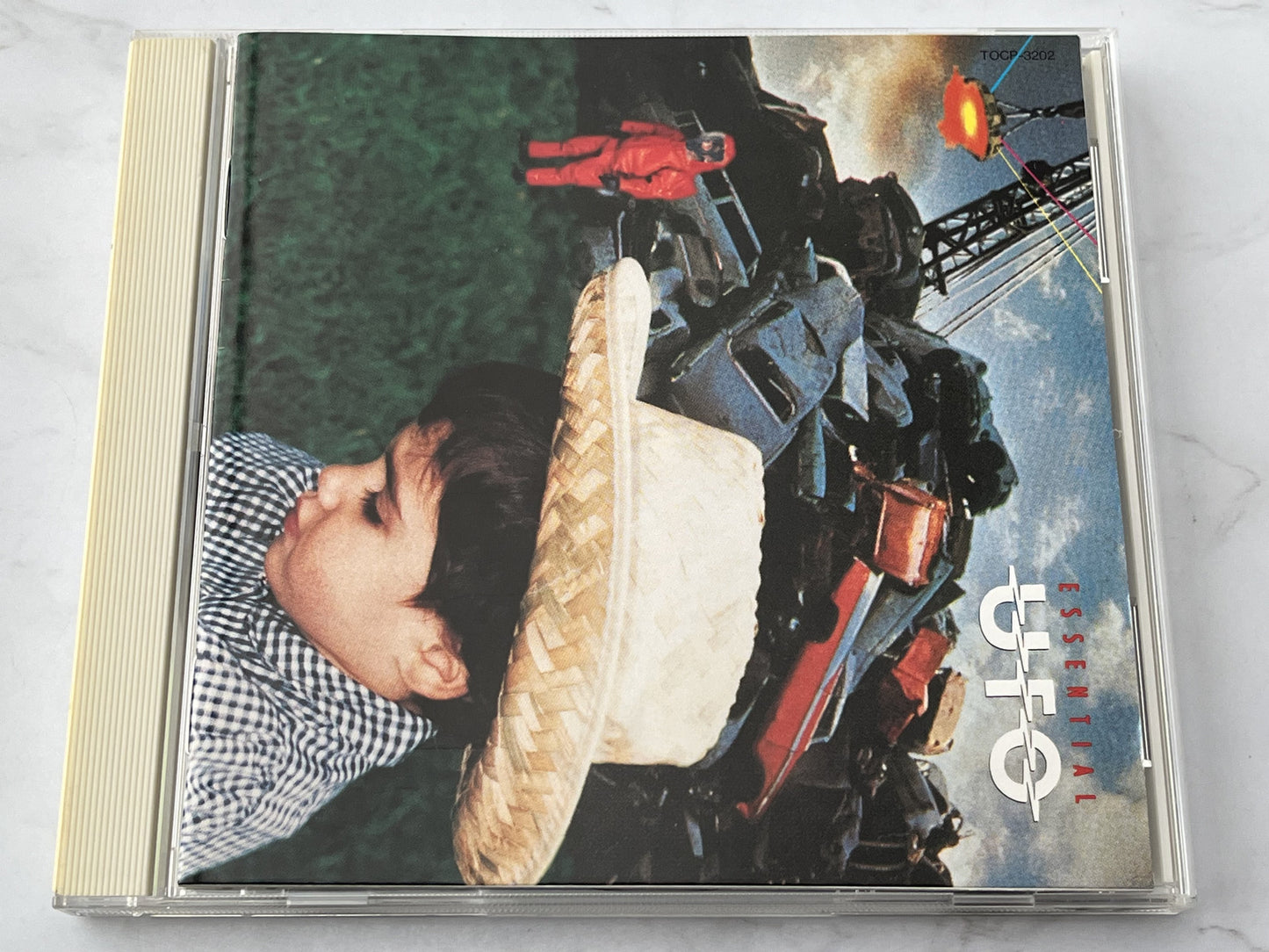 UFO – Essential (1995)