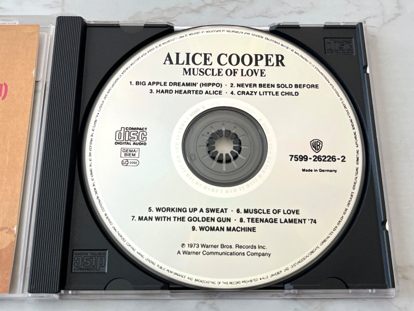 Alice Cooper – Muscle Of Love [GERMAN PRESS]
