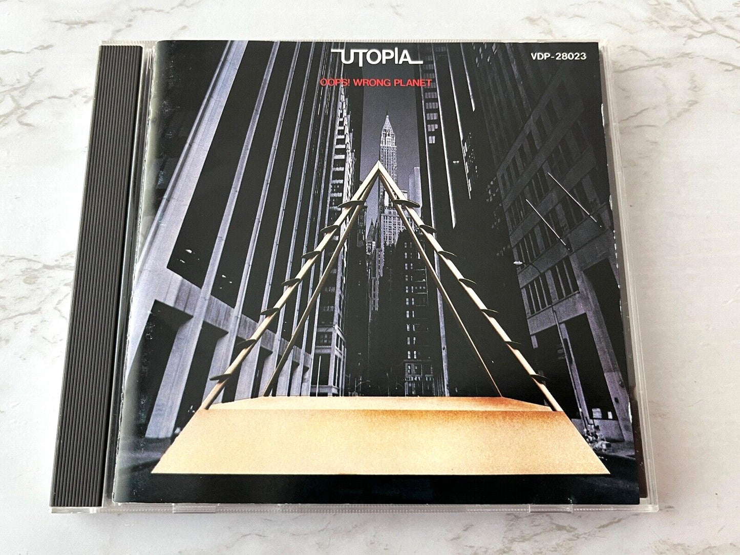 Utopia – Oops Wrong Planet (1988) [JAPAN TARGET ERA]