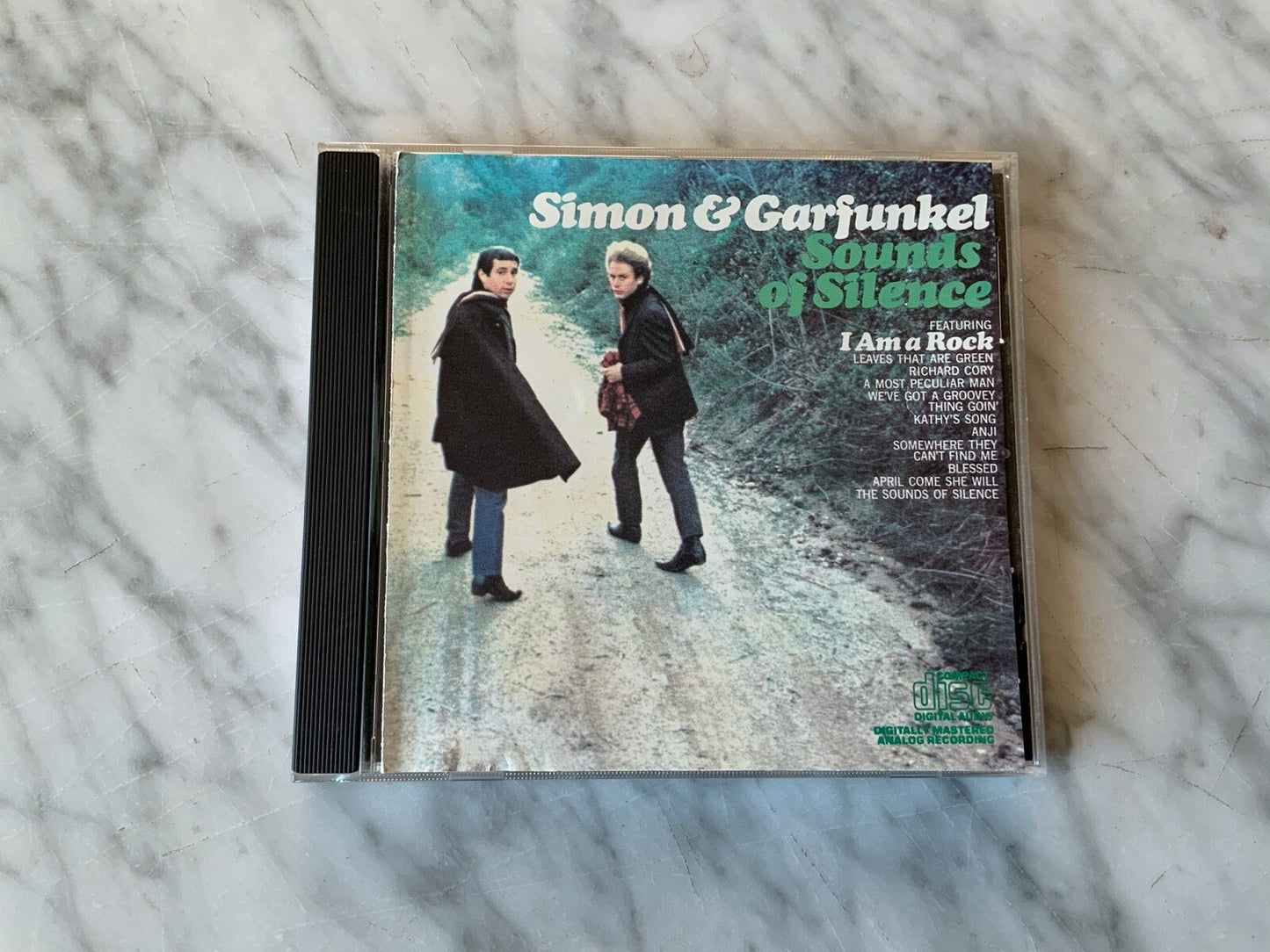 Simon & Garfunkel – Sounds Of Silence