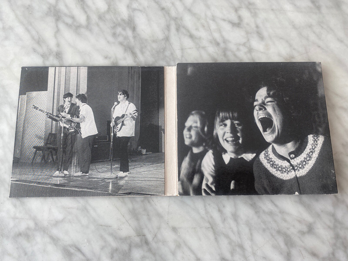 The Beatles – Photos & Interview Vol. 1 & 2 (1995)