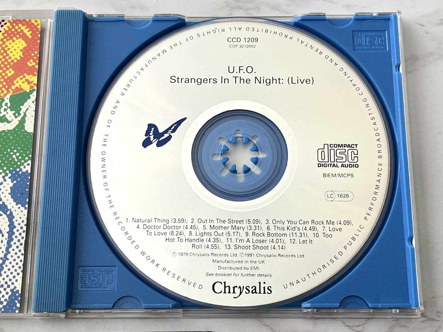 UFO – Strangers in The Night Live [UK PRESS]