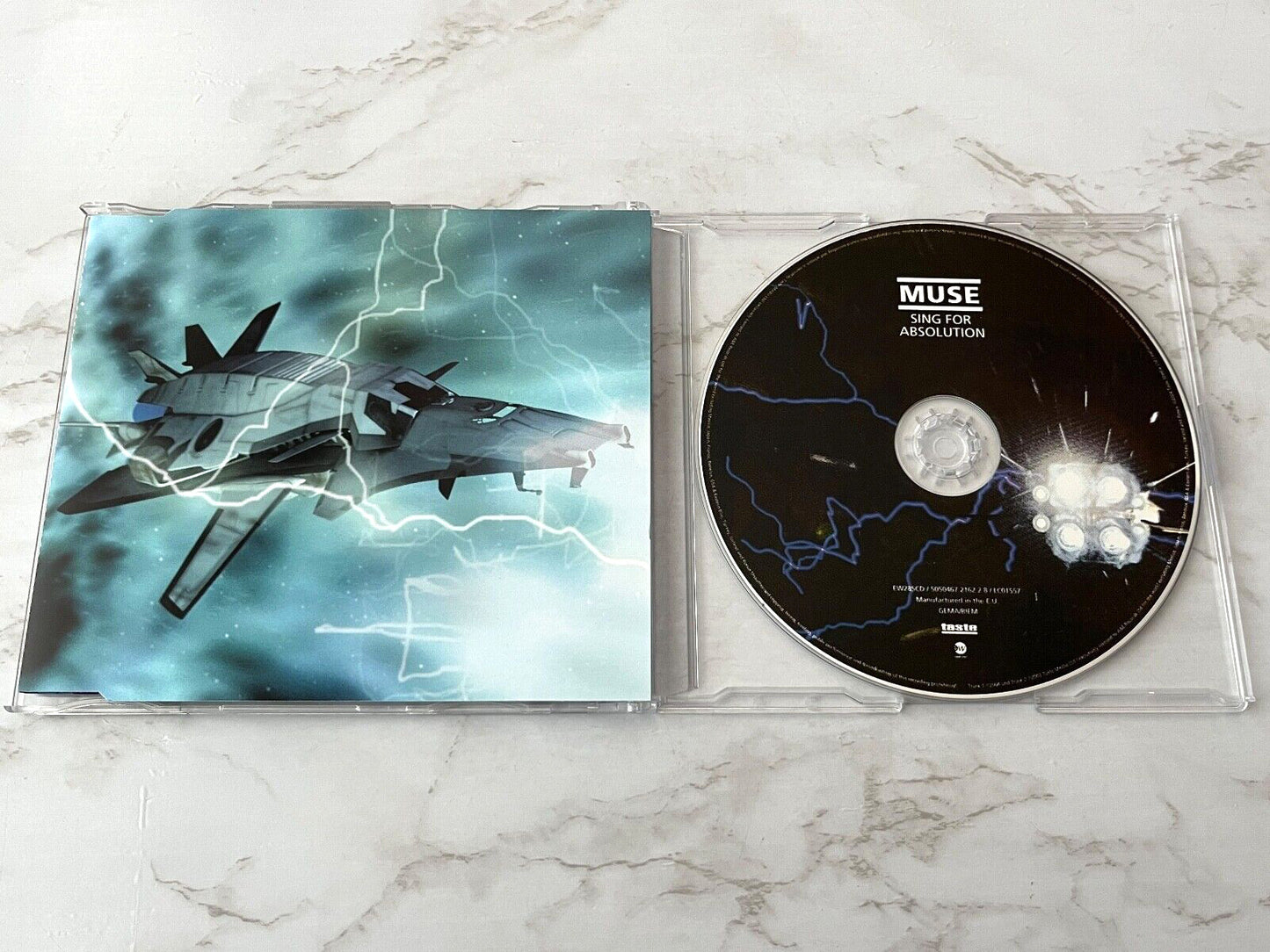 Muse – Sing For Absolution (2004) [UK PRESS]