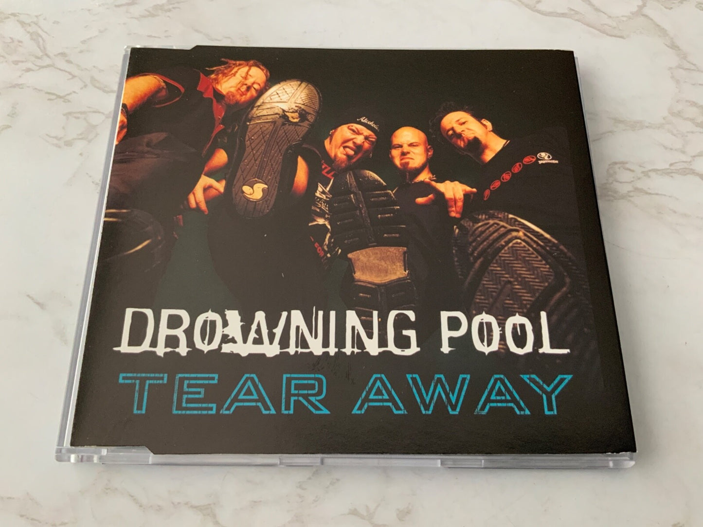 Drowning Pool – Drowning Tear Away (2002) [UK PRESS]